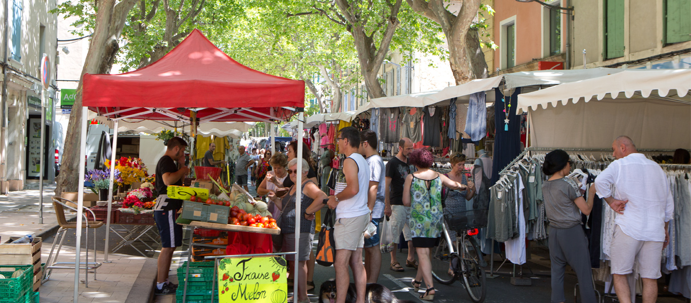 Markt mit Lebensmitteln